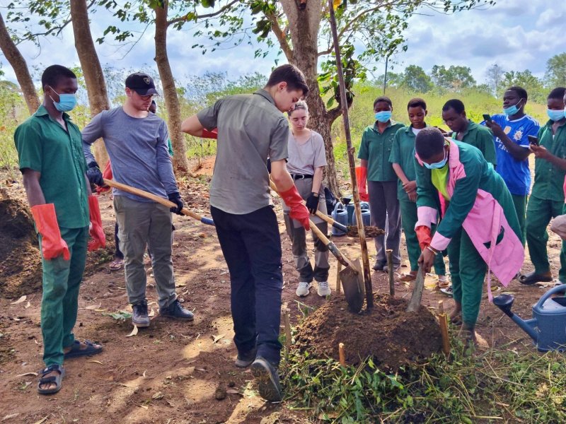 Image 1 : concretisation du micro projet de compostage franco beninois